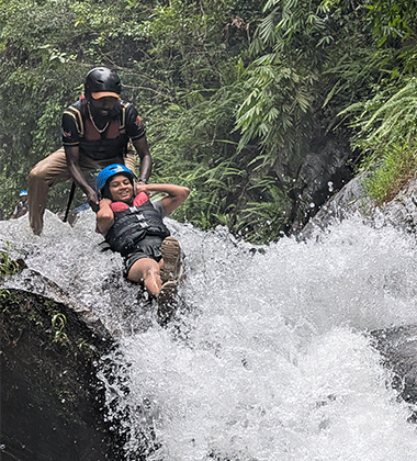 CANYONING